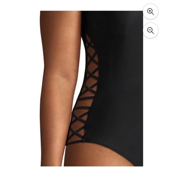 NWOT. XOXO single shoulder swimsuit - Picture 3 of 3